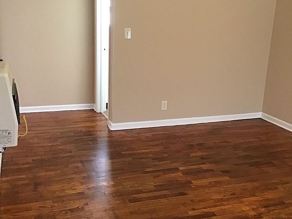 3rd image of 620 Evans St APT 10