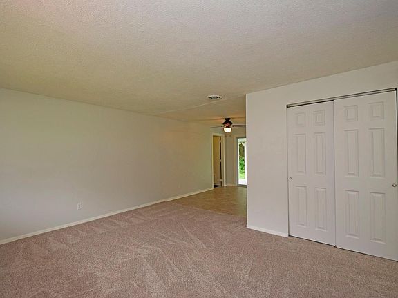 3rd image of 5428 Whitmore Dr