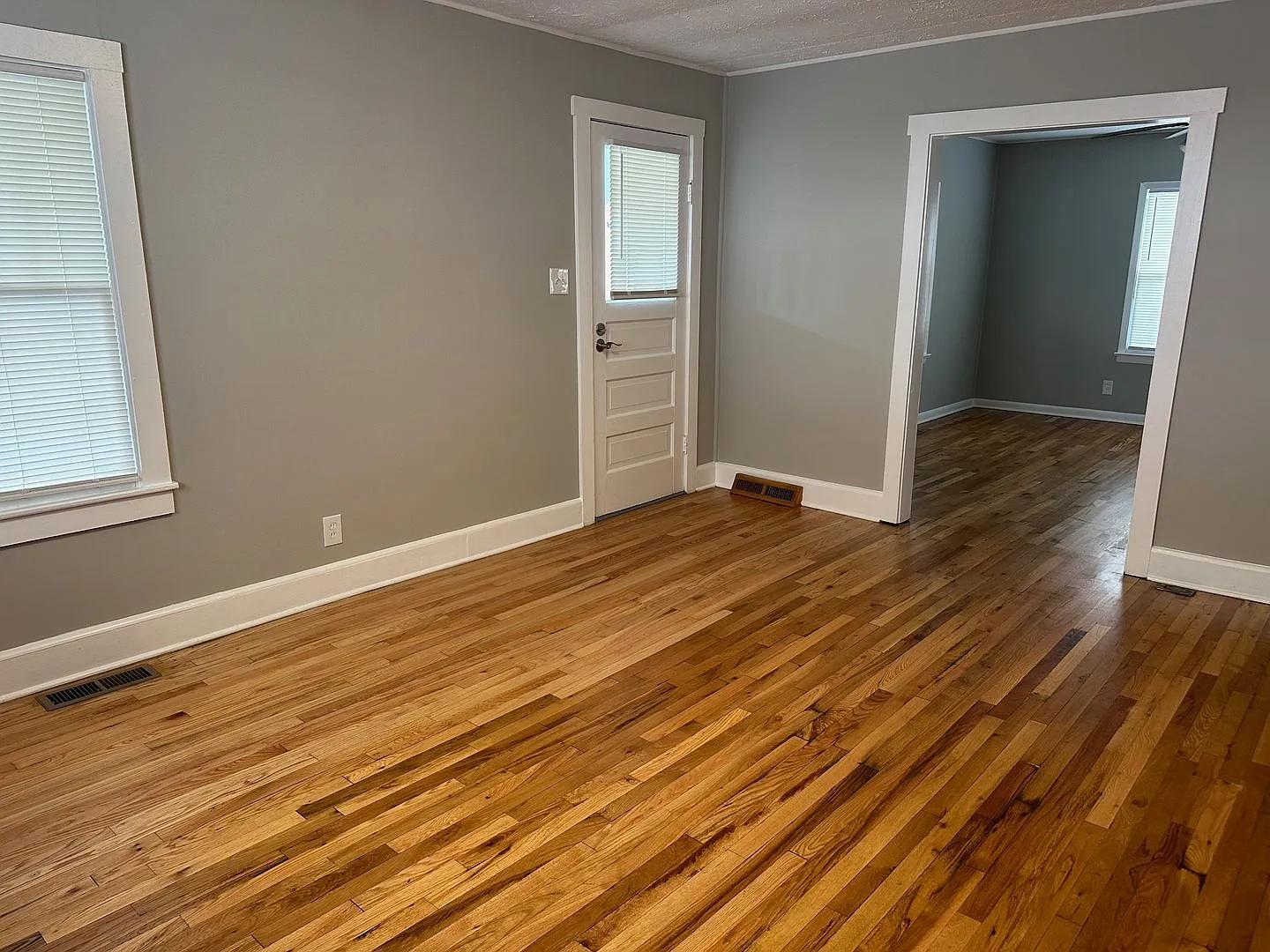 Available NOW! Adorable 4 Bed, 2 Bath Home for $2,600./month — Photo 4