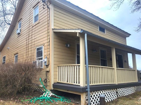 839 Old Post, East Greenbush, NY 12061