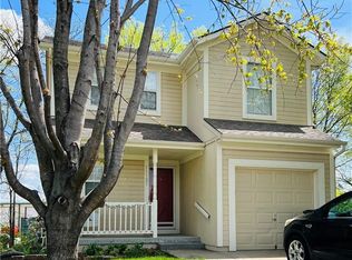 11121 Highview Rd, Peculiar, MO 64078