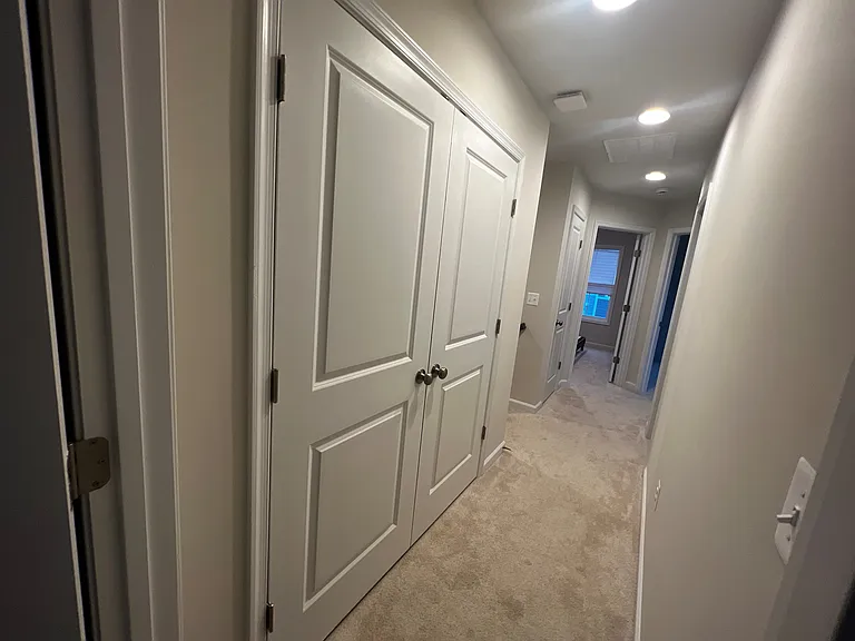 2215 Swallowtail Ln — Photo 13