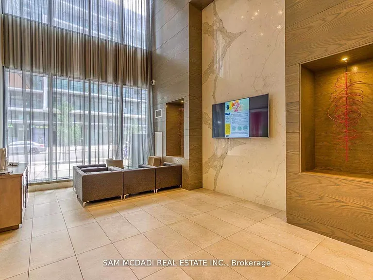 510 Curran Pl #1710 — Photo 2