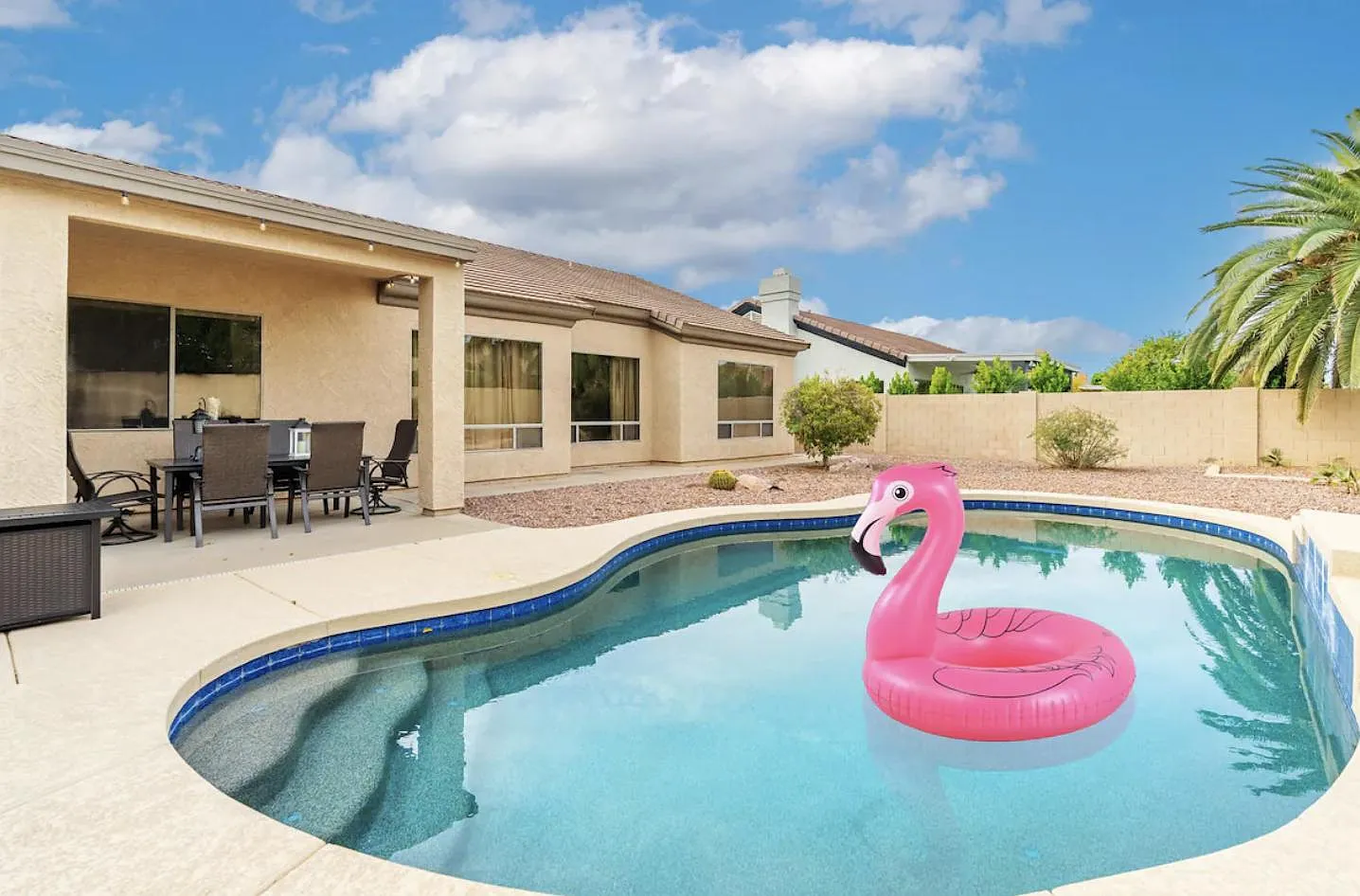 4 bed, 2.5 bath, 2847 sqft, $5,995 — Photo 1