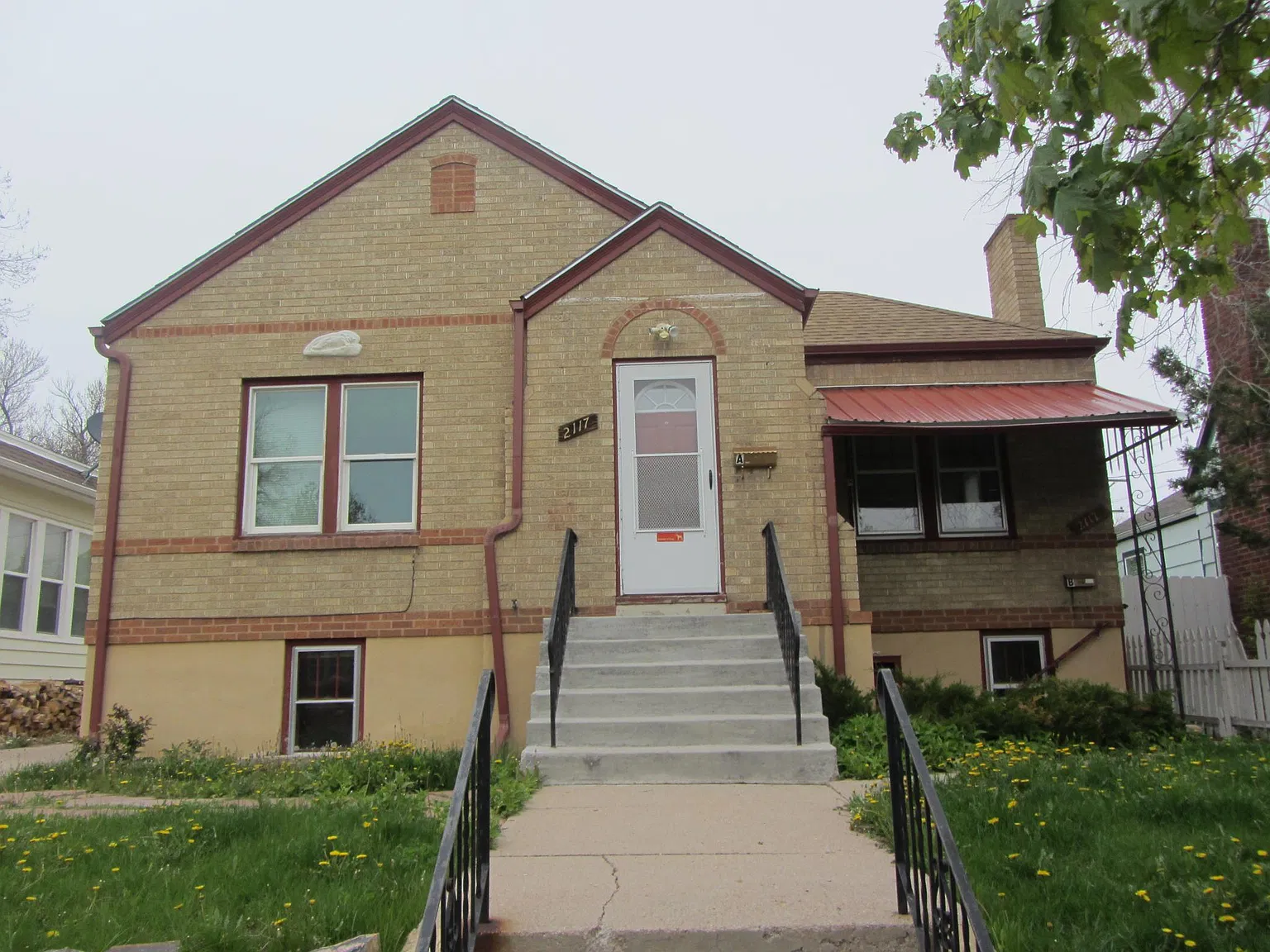 2 bed, 900 sqft, $1,350 — Photo 1