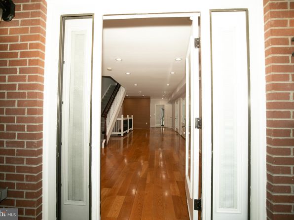 2730 22nd St NE, Washington, DC 20018