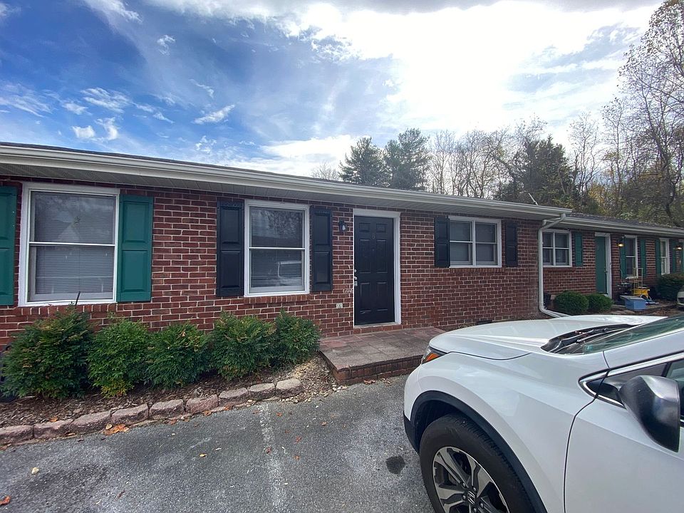 1st image of 1408 Colony Park Dr APT 8