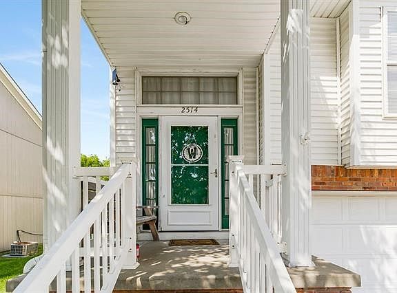 5th image of 2512/2514 Bent Oak Ct
