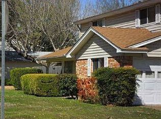 1026 Hickory St, Irving, TX 75060