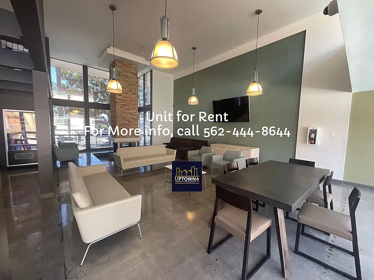 5585 E Pacific Coast Hwy #308 — Photo 19