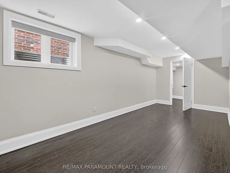 38 York Rd — Photo 15