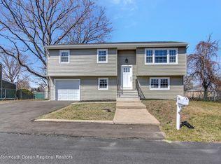 828 Anchor Ave, Beachwood, NJ