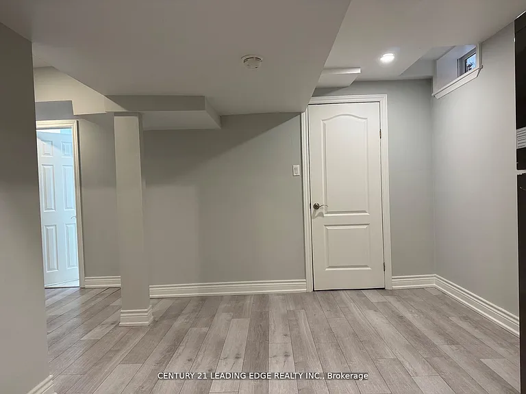 31 Good Rd #BASEMENT — Photo 16