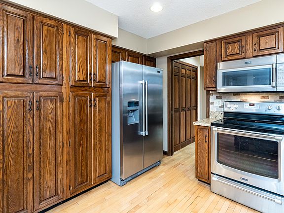 4th image of 14700 Southpointe Curv