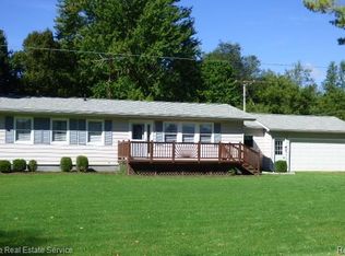 4360 Calkins Rd, Dryden, MI 48428