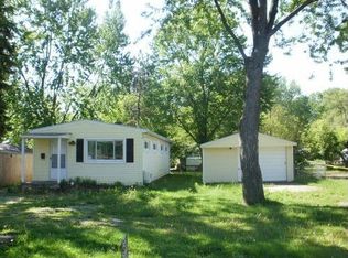 7572 Greeley St, Utica, MI 48317