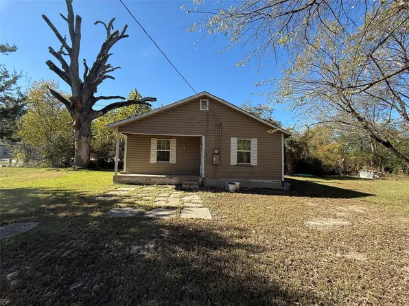 114 Nicholson St, Sulphur Springs, TX 75482