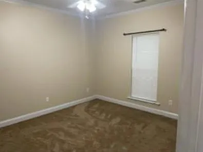 211 Brook Ct — Photo 11