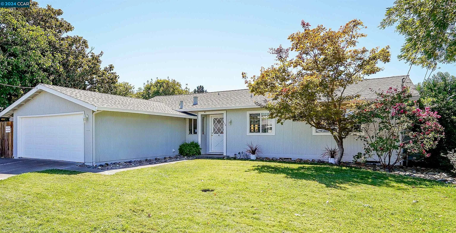124 Lorenzo Dr photo 1