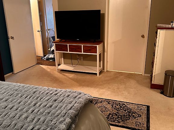 2nd image of 947 Mesquite Springs Dr Unit 201