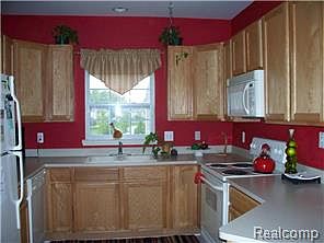 4th image of 25854 Maritime Cir N