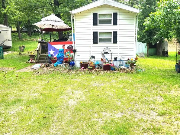 7/98 Woodhaven Dr E, Sublette, IL 61367