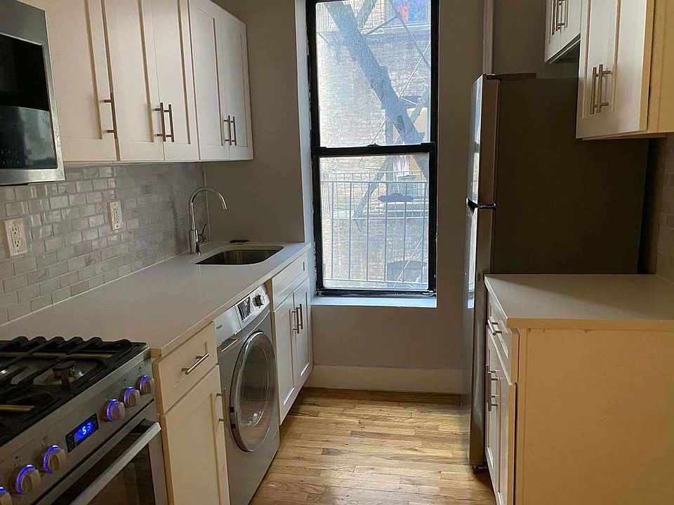 1st image of 124 E 103rd St #15A