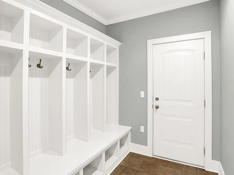 16893 Oak Manor Dr — Photo 18