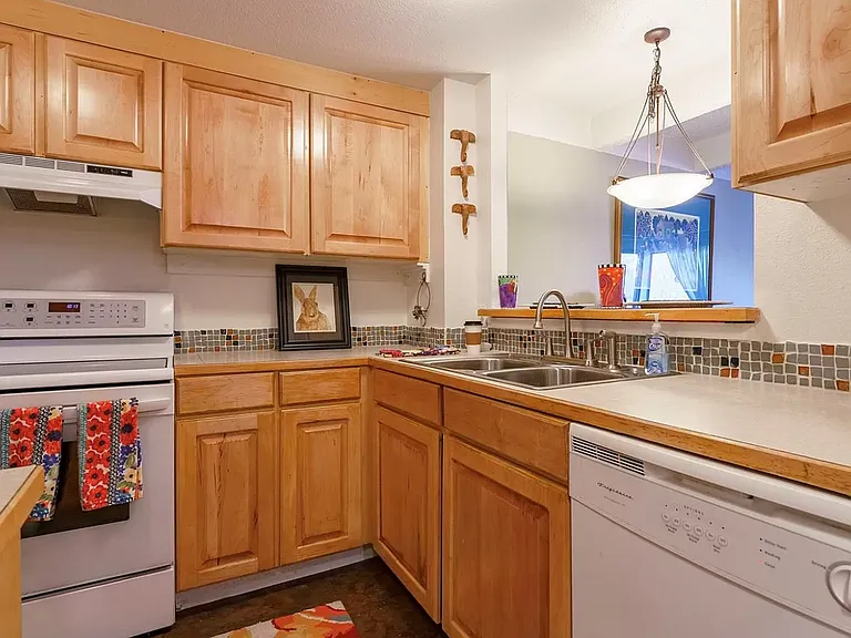 415 N Howes St #N405 — Photo 5