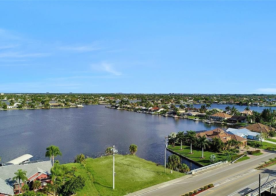 4817 Skyline Blvd, Cape Coral, FL 33914 Zillow