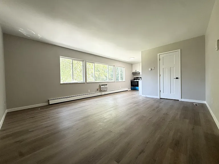 2060 Allen Blvd #20 — Photo 7
