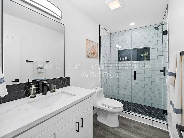 5116 69th St #5114 — Photo 7