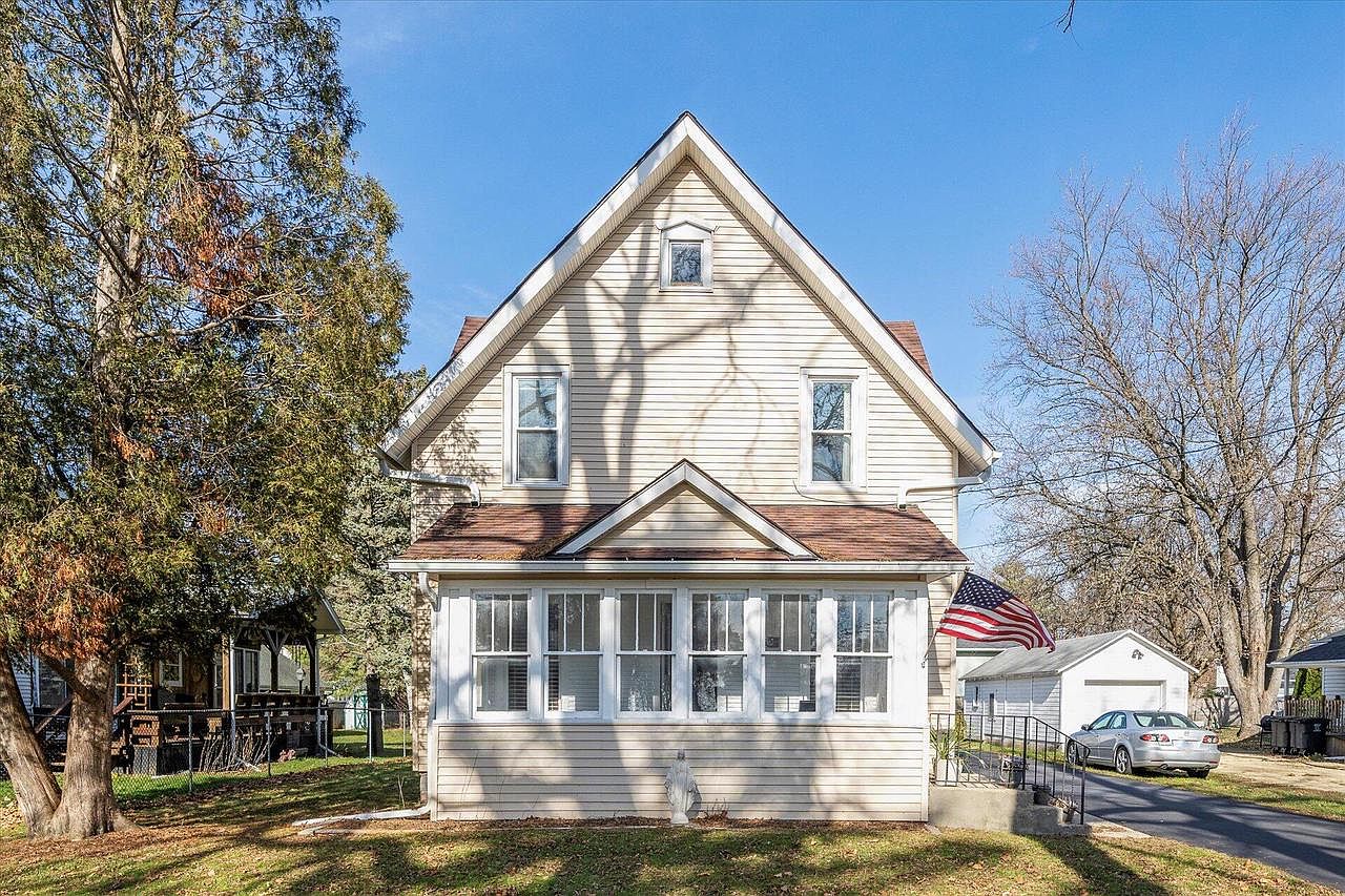 222 Beloit STREET, Walworth, WI 53184 Zillow