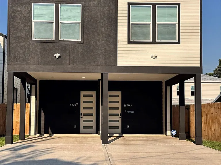 8324 Mariah St #A — Photo 10