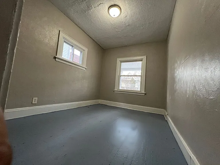 12022 Griffing Ave — Photo 6