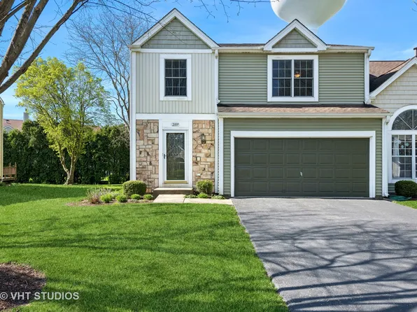 2109 Teton Pkwy, Algonquin, IL 60102