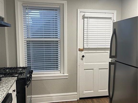 5th image of 113 Park Ave