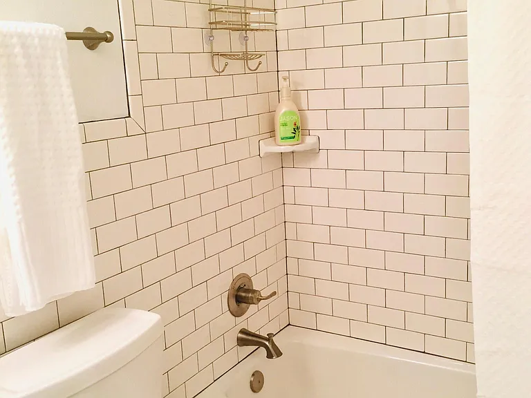 1621 N Broadview Dr — Photo 7