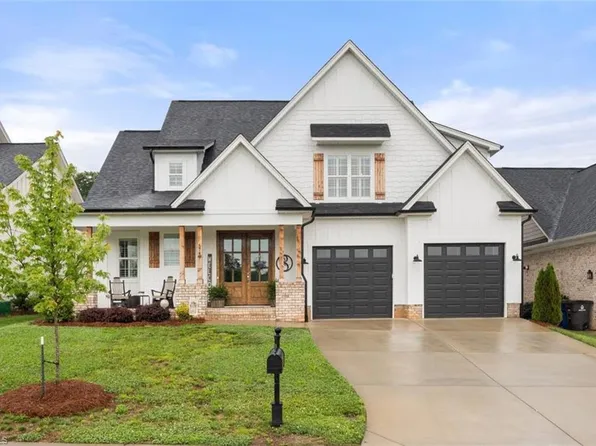 5749 Cedarmere Dr, Winston Salem, NC 27106