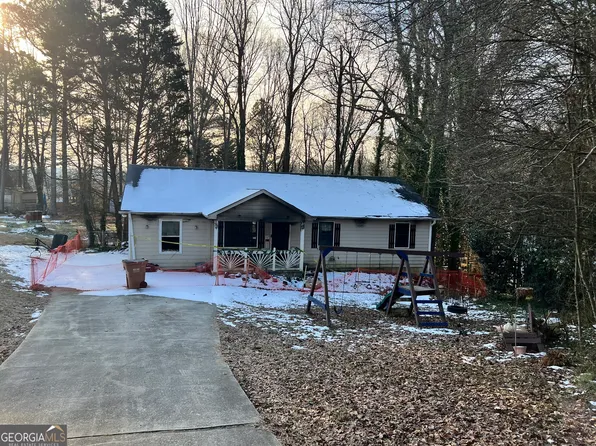 4217 Burgundy Way, Flowery Branch, GA 30542