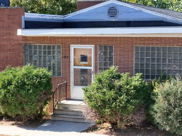 107 S Portland St, Bancroft, IA 50517