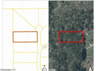 Thomas St, Grenada, MS 38901