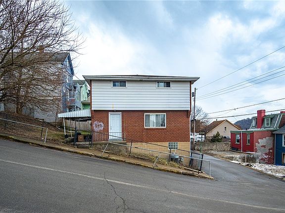 2nd image of 812 Neel St