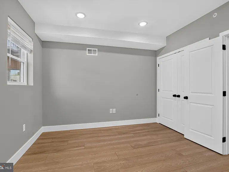 1843 E Hazzard St #2 — Photo 22