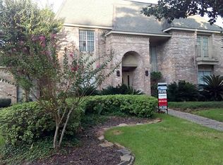 16626 Brenton Oaks Dr, Spring, TX 77379