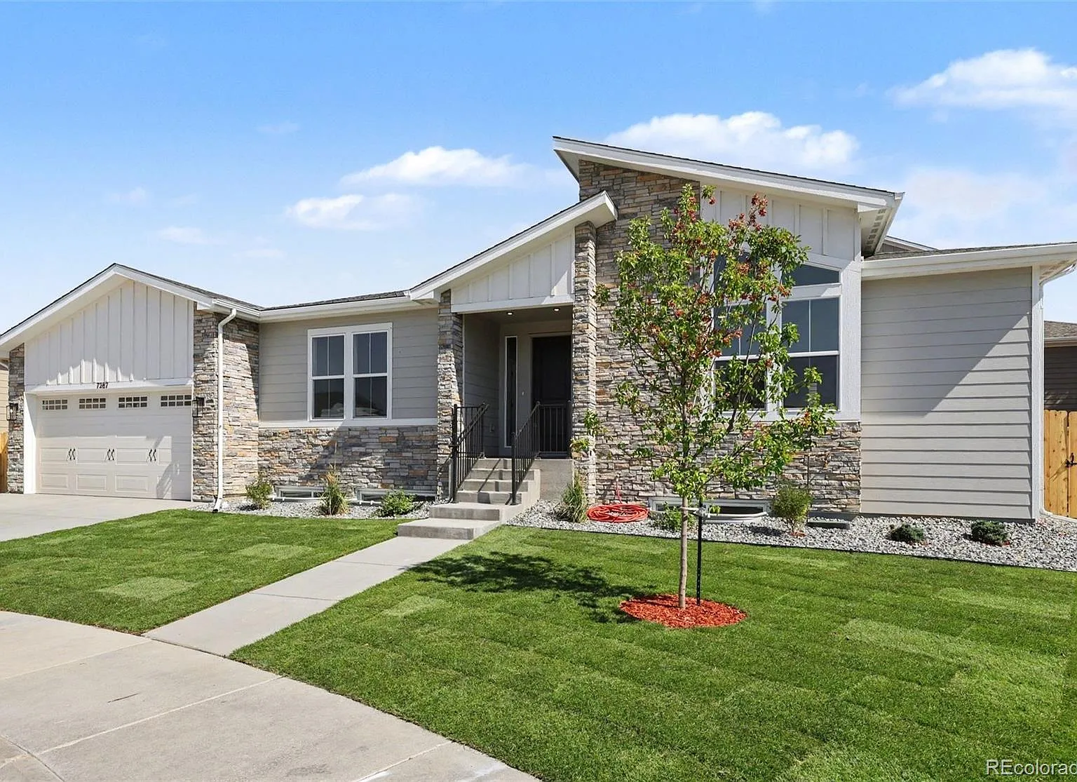 4 bed, 3.0 bath, 2780 sqft, $6,000 — Photo 1