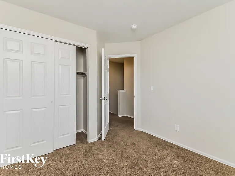 4663 Bittercreek Dr — Photo 10