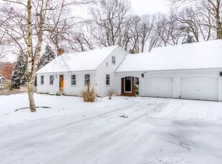 15 Wheelock St, Shrewsbury, MA 01545