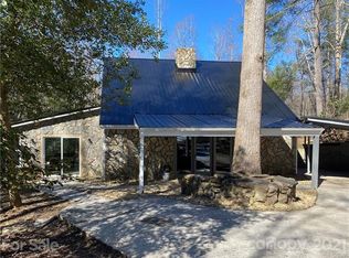 2102 Edgewood Dr, Granite Falls, NC 28630