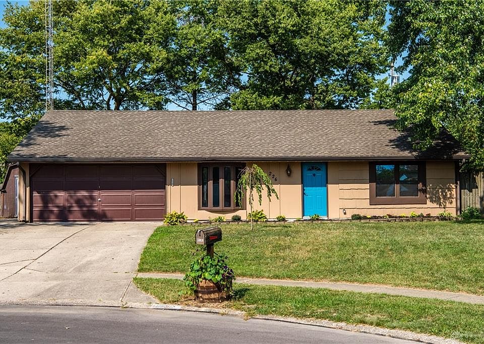 1st image of 226 Angela Dr